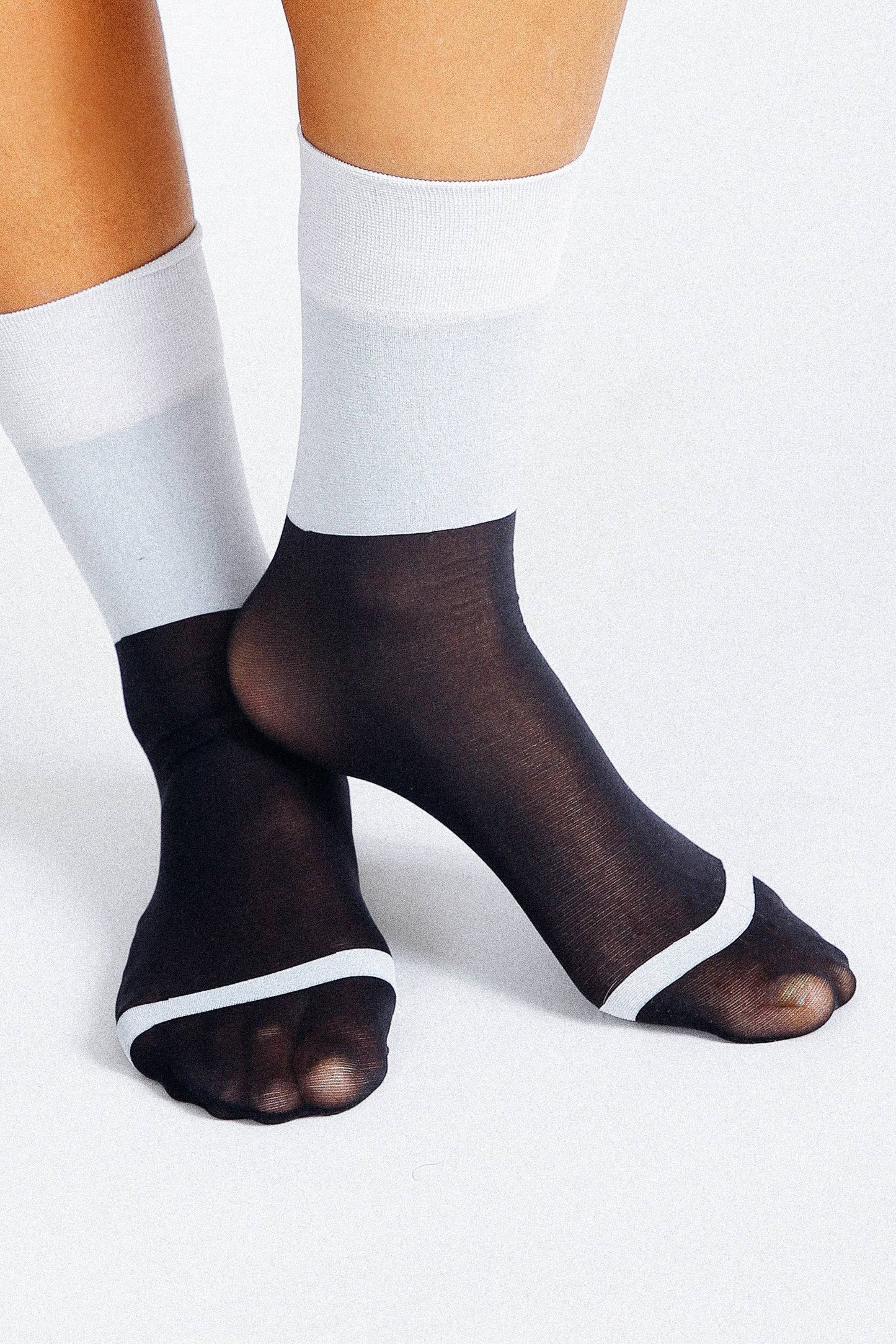 Lily Color Block Nylon Ankle Sock