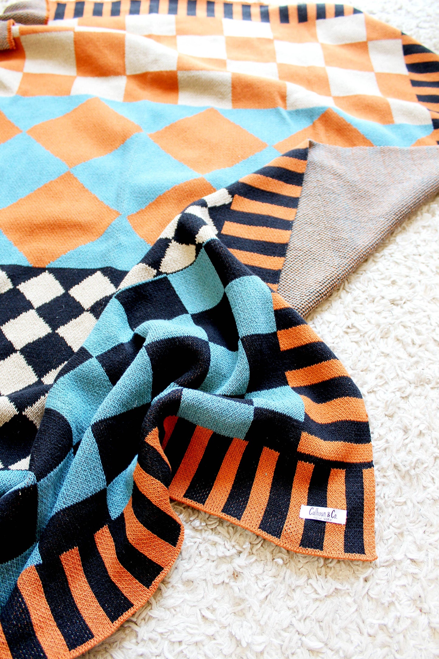 Diamond Checkerboard Pattern Mix & Match Knit Throw Blanket