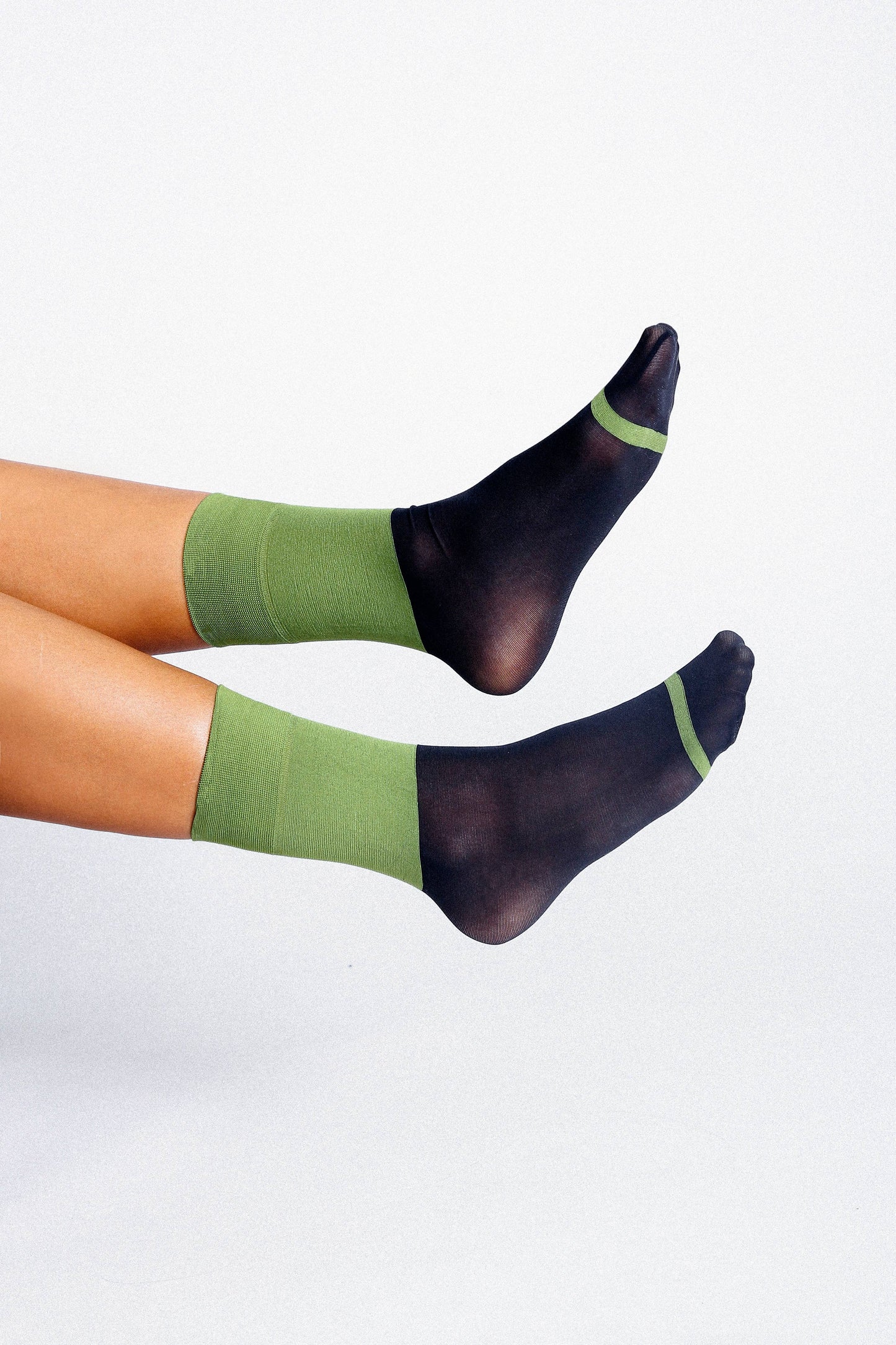 Lily Color Block Nylon Ankle Sock