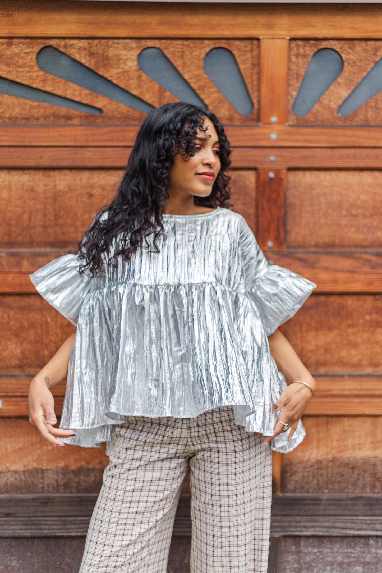 Size-Inclusive Plus Size Womens Silver Metallic Gathered Top