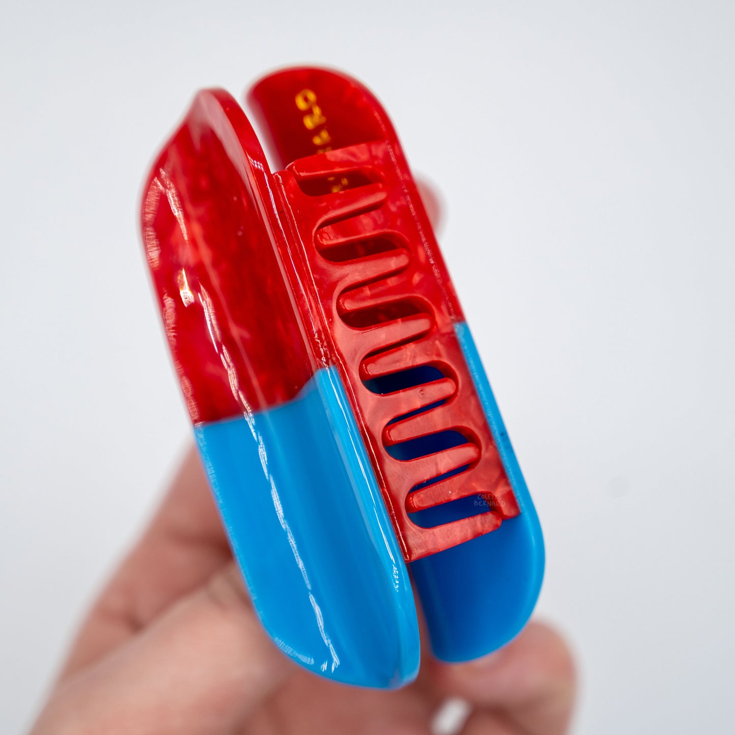 Pill Capsule Hair Claw