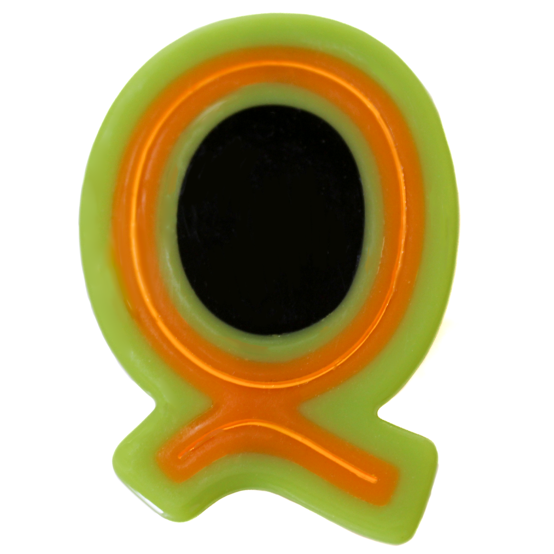 Letter Q Hair Clip