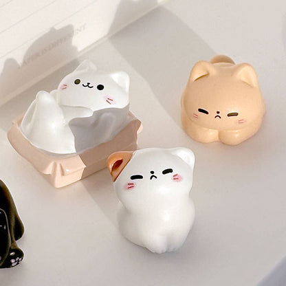 Random Cozy Cat Mini Figure