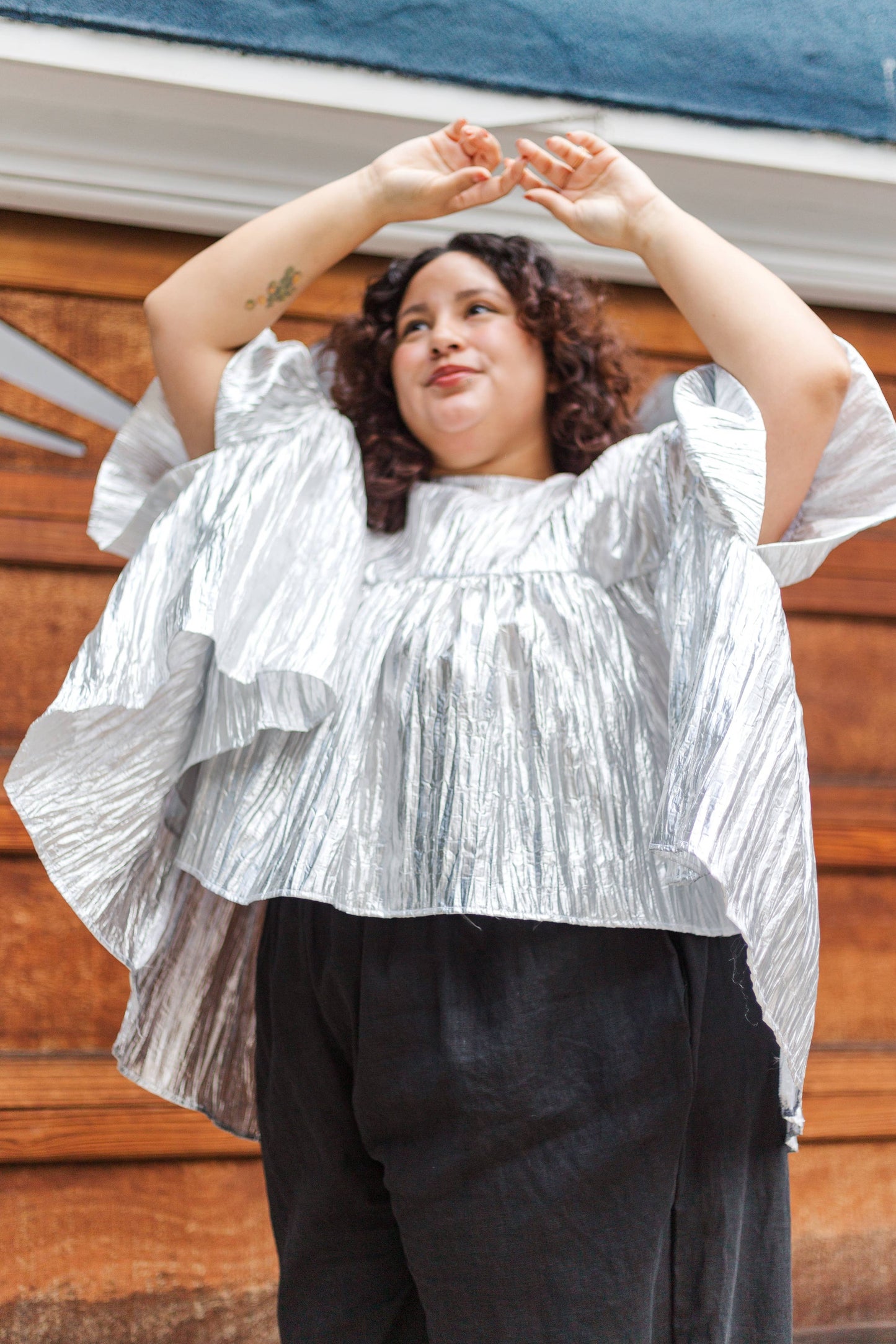 Size-Inclusive Plus Size Womens Silver Metallic Gathered Top