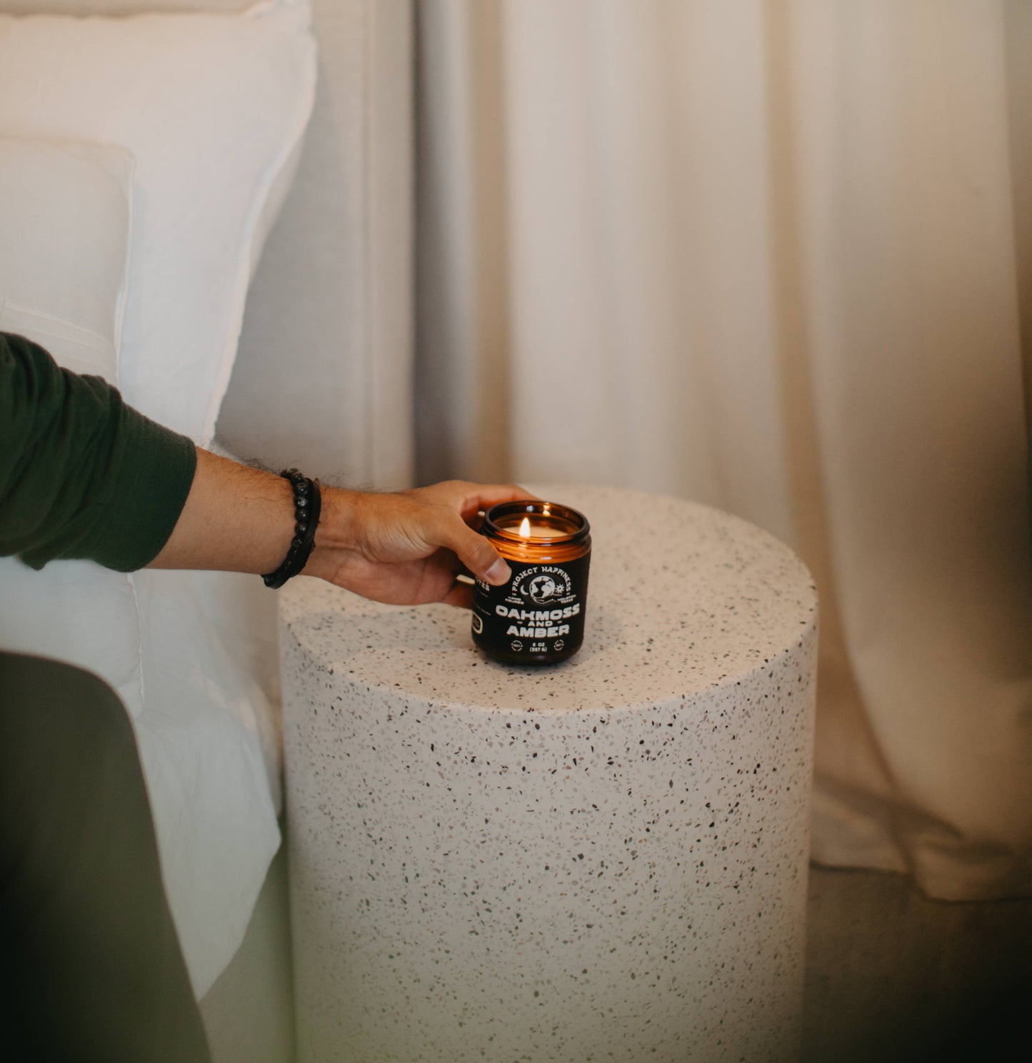 Oakmoss and Amber Soy Candle - 8oz | Valentine's Scent