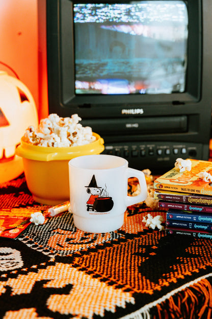 3P4 x Peanuts® Halloween - Snoopy Witch Milk Glass Mug